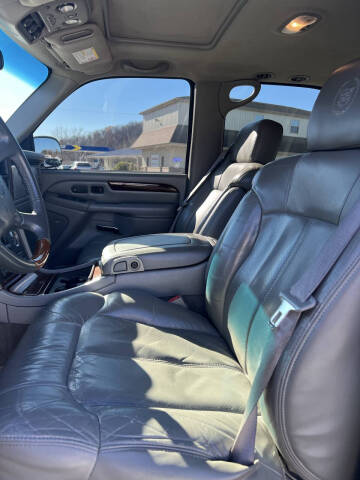 2002 Cadillac Escalade
