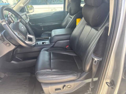 2023 Ford Expedition MAX XLT