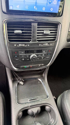 2016 Dodge Grand Caravan SXT Plus