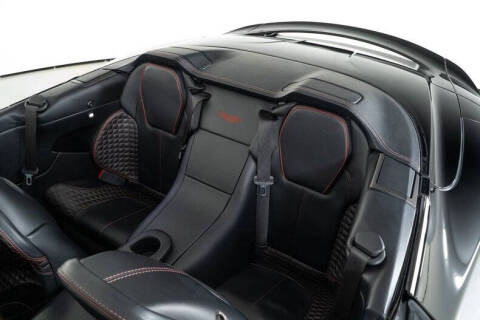 2015 Aston Martin Vanquish Volante