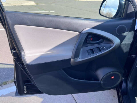 2009 Toyota RAV4 Limited