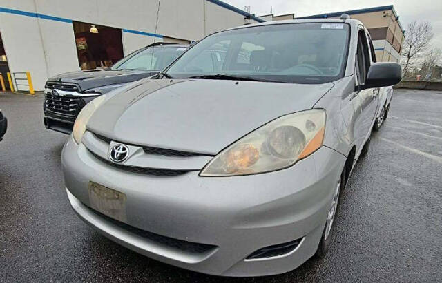 2007 Toyota Sienna for sale at New Creation Auto Sales in Everett, WA