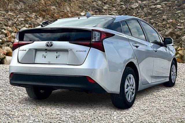 2019 Toyota Prius L Eco