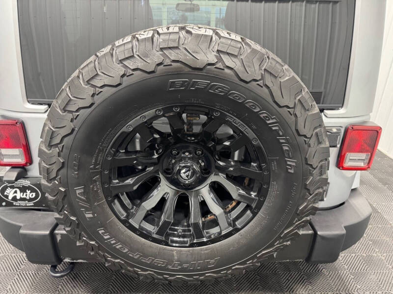 2014 Jeep Wrangler Sahara