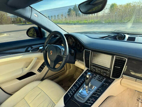 2010 Porsche Panamera