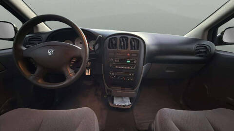 2005 Dodge Grand Caravan SE