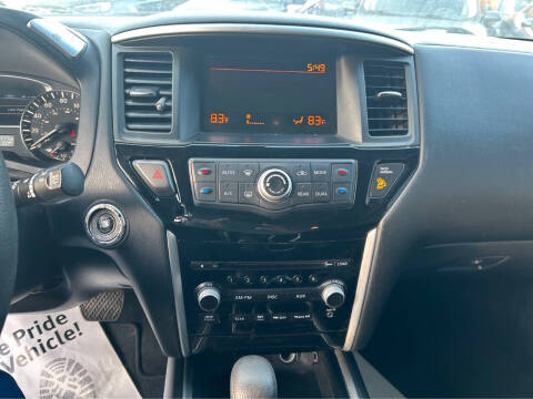 2015 Nissan Pathfinder SL