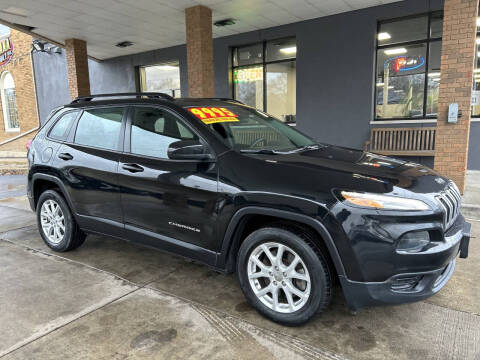 2016 Jeep Cherokee for sale at Arandas Auto Sales in Milwaukee WI