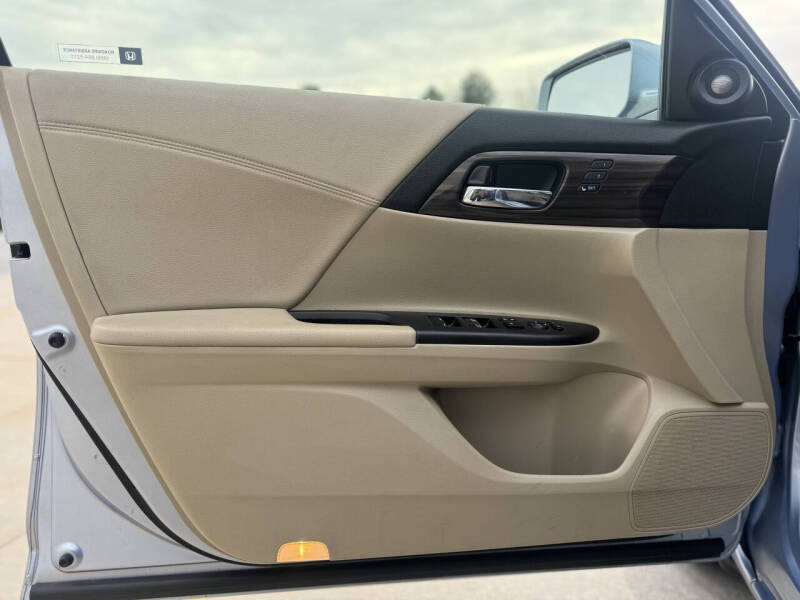 2017 Honda Accord Hybrid EX-L