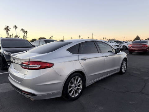 2017 Ford Fusion SE
