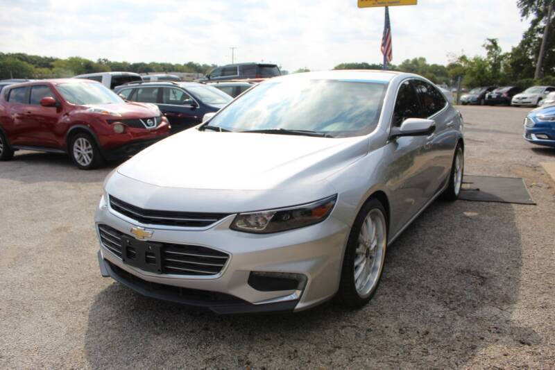 2016 Chevrolet Malibu 1LT photo 5