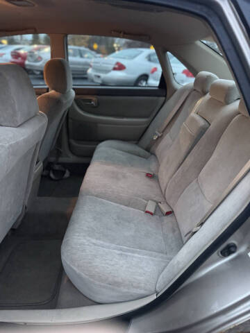 2002 Toyota Avalon XLS