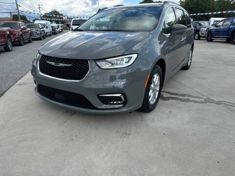 2022 Chrysler Pacifica for sale at Carolina Direct Auto Sales in Mocksville NC