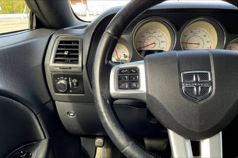 2012 Dodge Challenger SXT