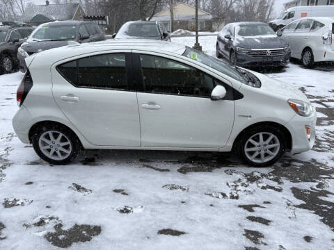 2015 Toyota Prius c Three