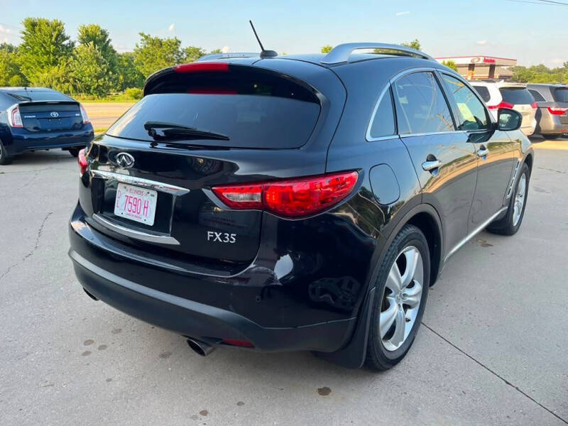 2011 Infiniti FX35