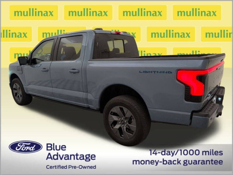 2023 Ford F-150 Lightning Lariat