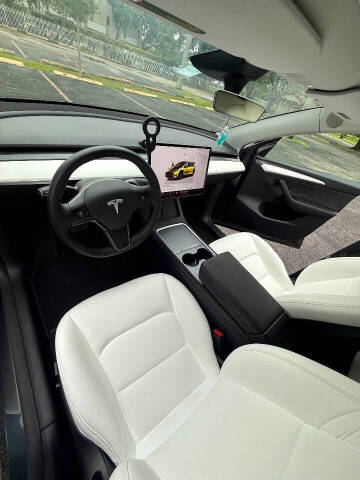 2025 Tesla Model Y Long Range