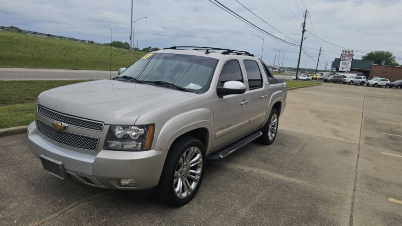 2007 Chevrolet Avalanche LT photo 2