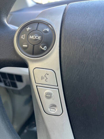 2015 Toyota Prius Three
