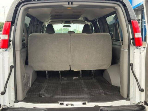 2023 Chevrolet Express LS 3500