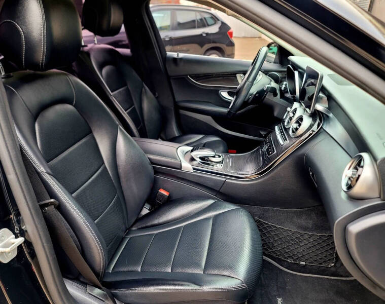 2016 Mercedes-Benz C-Class