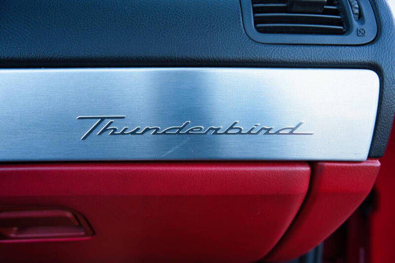 2003 Ford Thunderbird