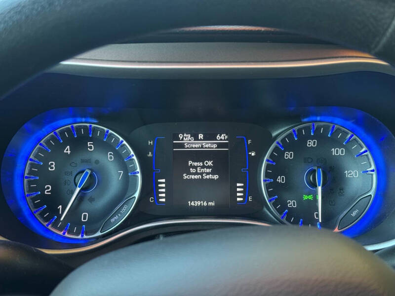 2020 Chrysler Voyager LXi