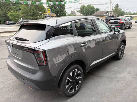 2025 Nissan Kicks SV