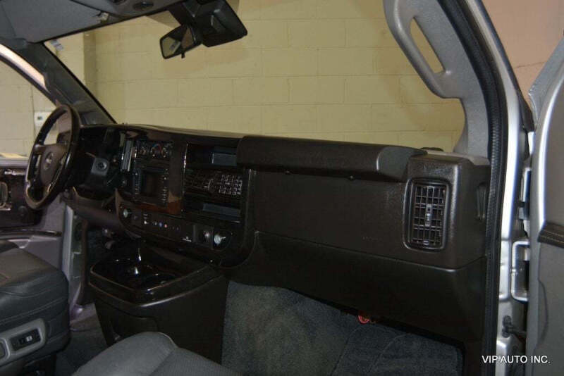 2020 GMC Savana 2500