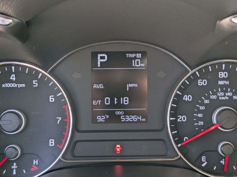 2017 Kia Forte5 LX
