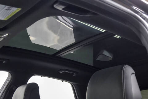 2022 Genesis GV70 2.5T Standard