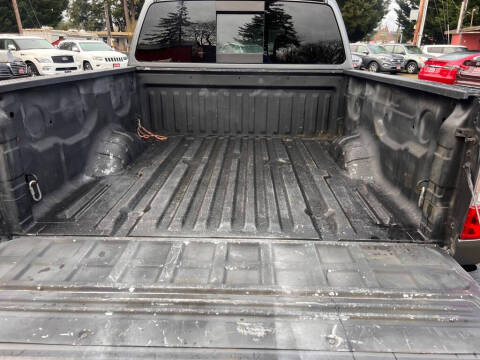 2017 Nissan Titan S