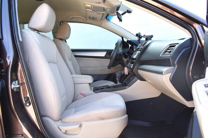 2019 Subaru Outback 2.5i