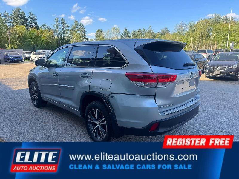 2018 Toyota Highlander LE