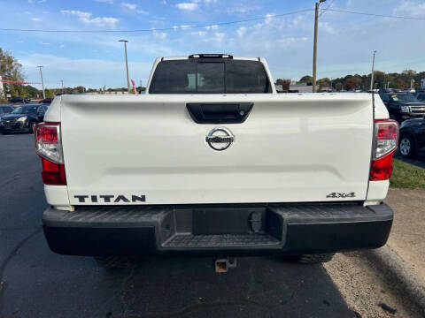 2018 Nissan Titan