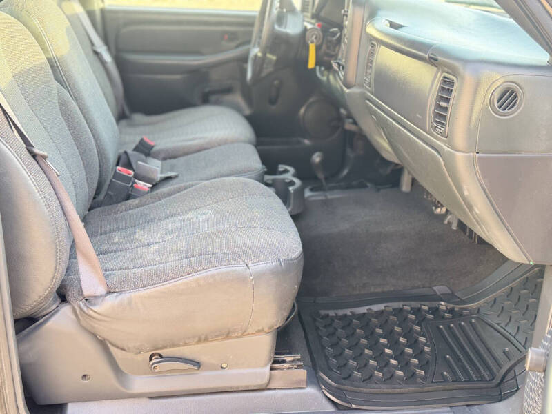 2002 Chevrolet Silverado 1500 LS