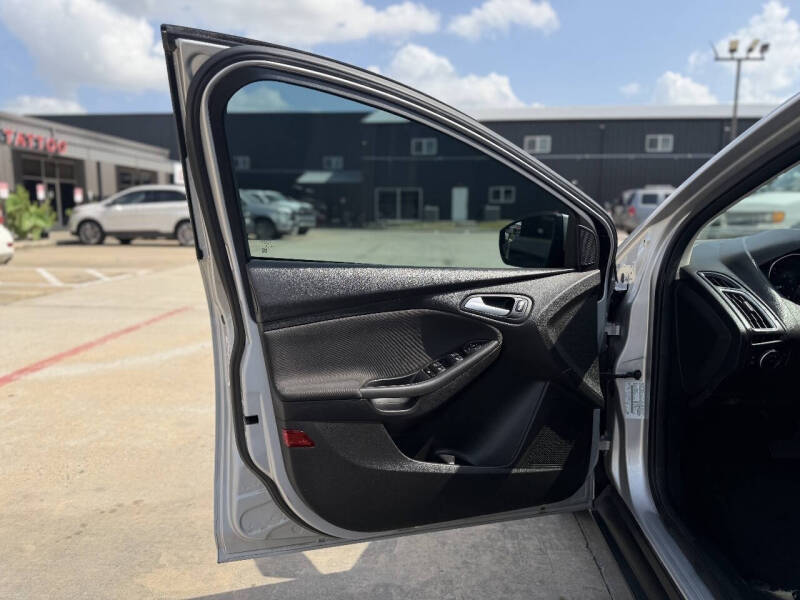 2016 Ford Focus Titanium