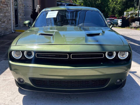 2018 Dodge Challenger SXT Plus