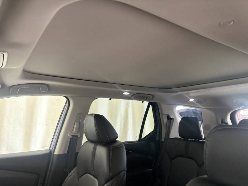2025 Honda Pilot Touring