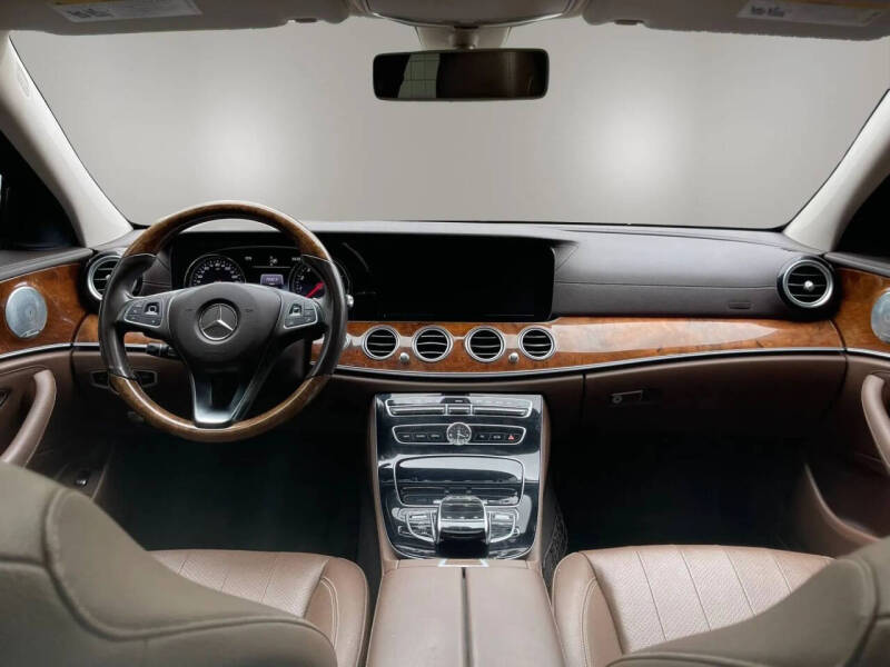 2017 Mercedes-Benz E-Class E 300 4MATIC