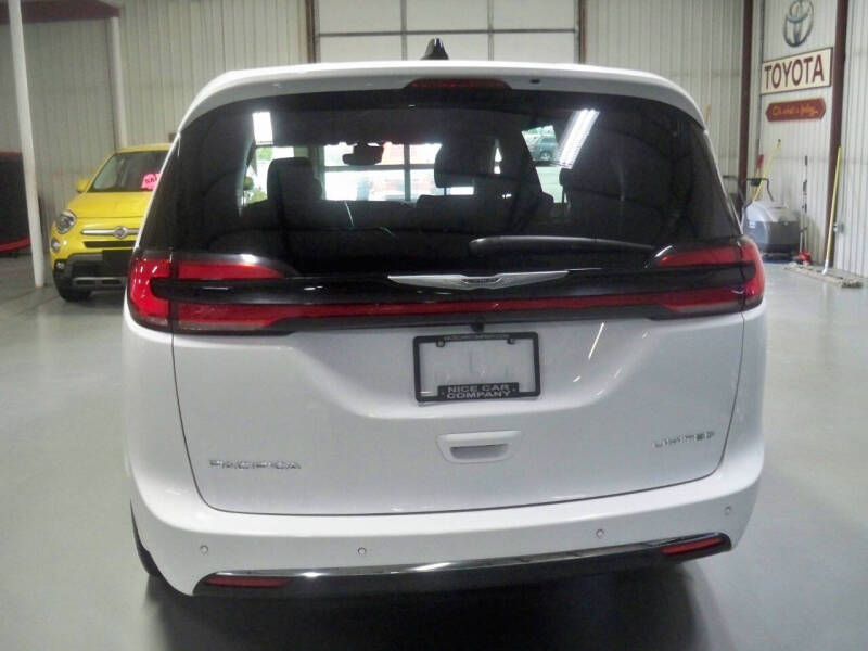 2026 Chrysler Pacifica Limited