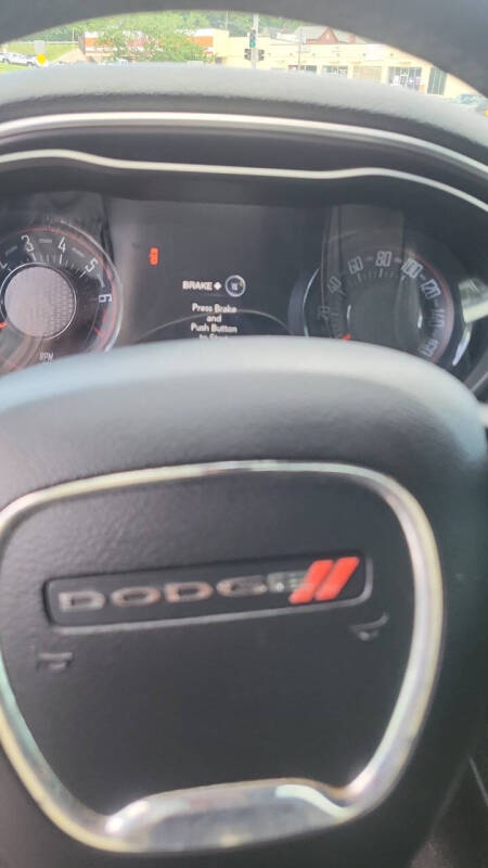 2017 Dodge Challenger SXT