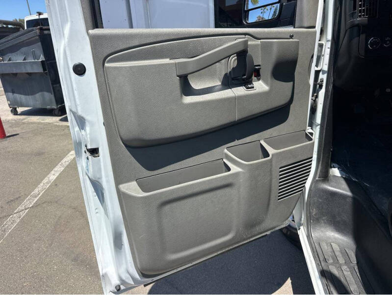 2018 Chevrolet Express 2500