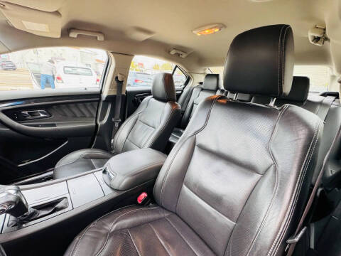 2010 Ford Taurus Limited