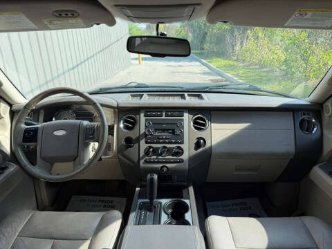 2013 Ford Expedition XLT