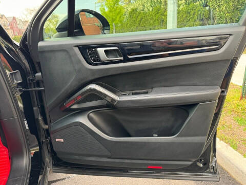 2019 Porsche Cayenne S