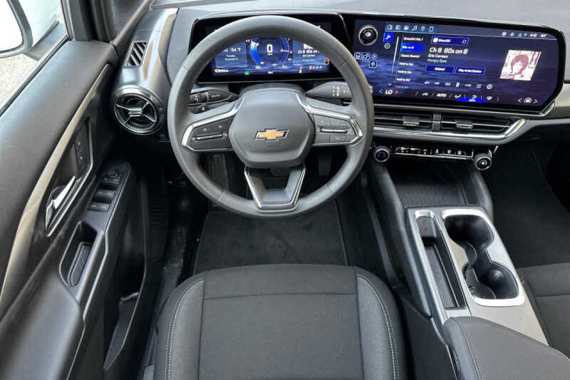 2026 Chevrolet Equinox EV LT 1