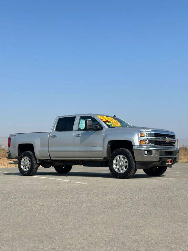 2015 Chevrolet Silverado 2500HD for sale at Valdez Auto Sales in Gonzales CA