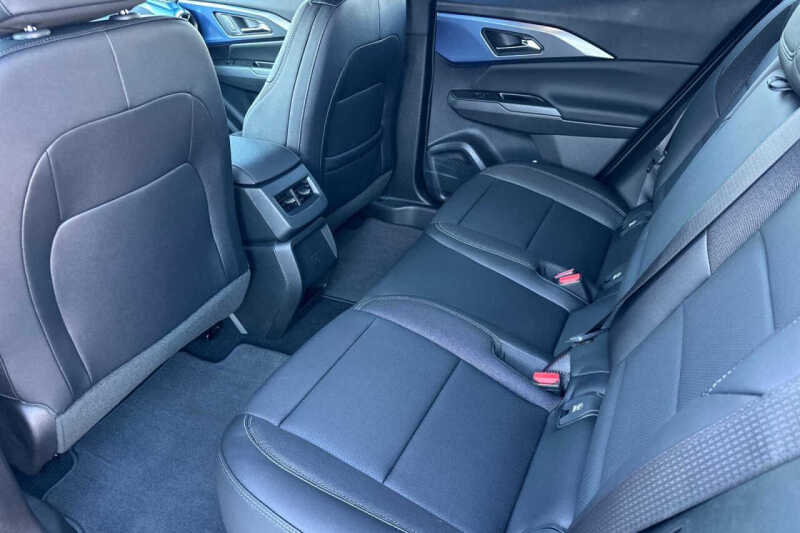 2026 Chevrolet Equinox EV LT 2